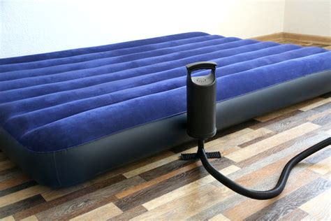 best way to find a leak in an air mattress|The Ultimate Guide to Finding and Fixing Air Mattress。